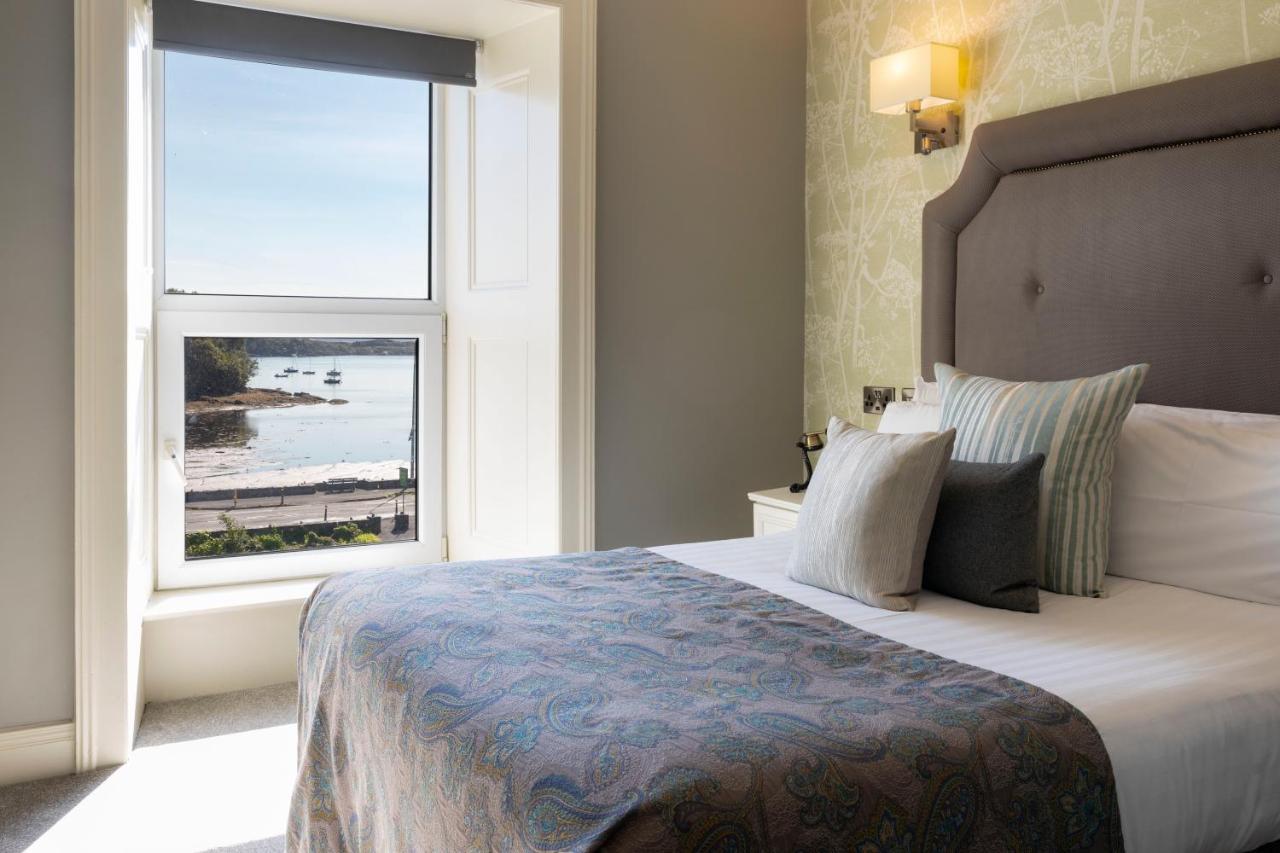 Eccles And Hotel Glengarriff