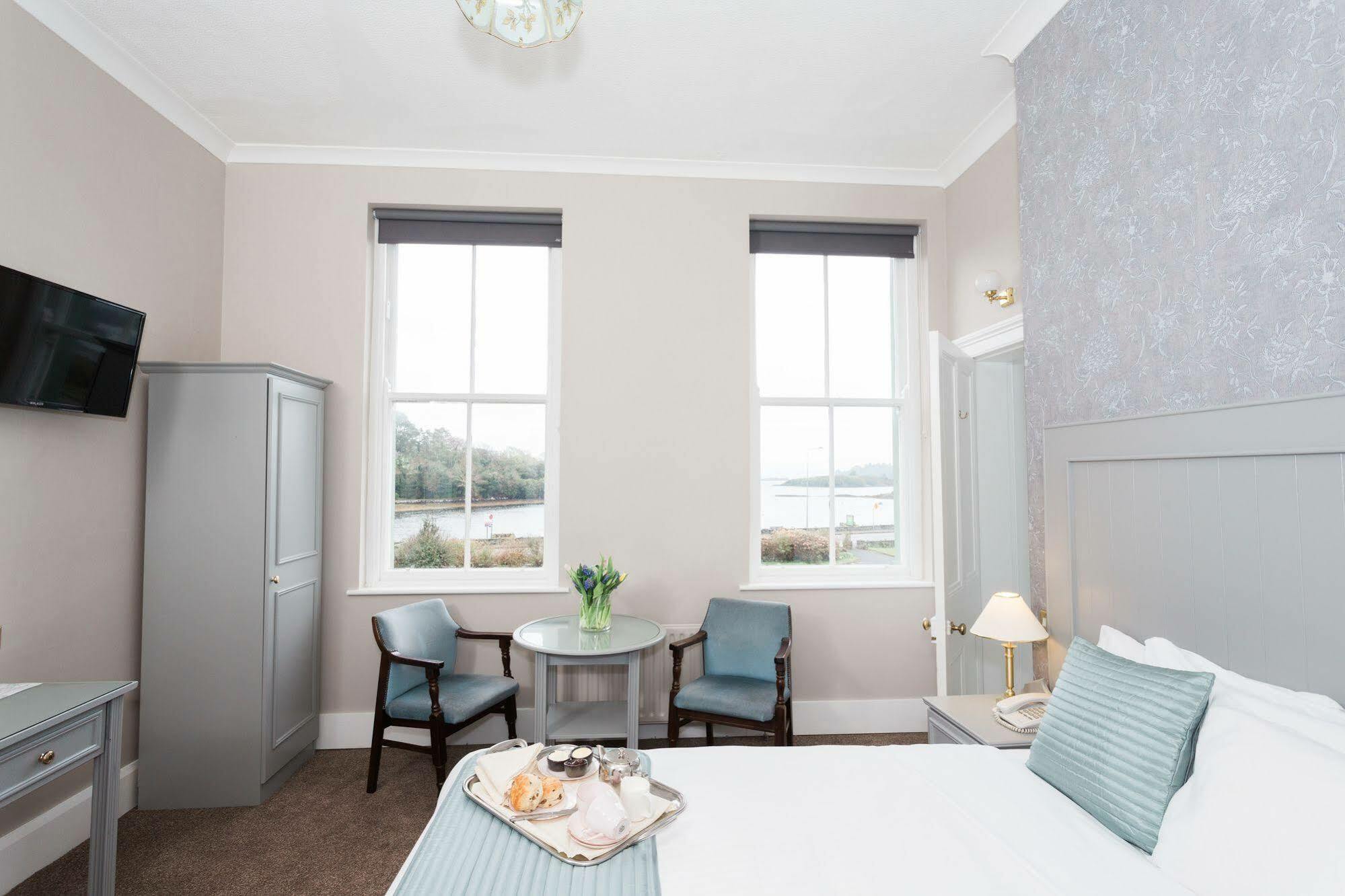 Hotel Eccles And 4*